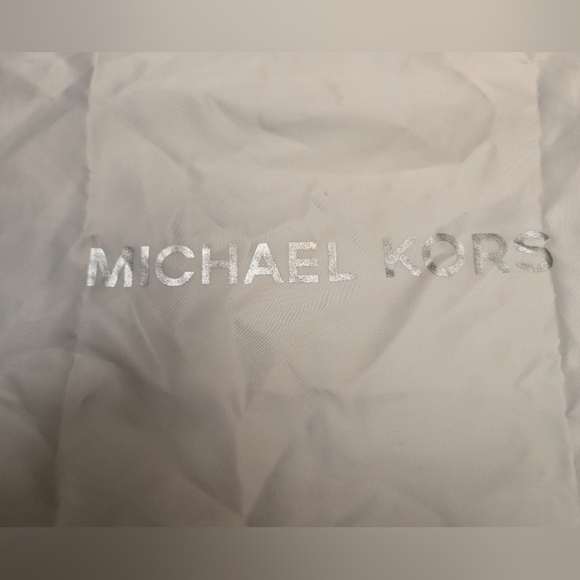 Michael Kors White Dust Bag - Picture 2 of 3